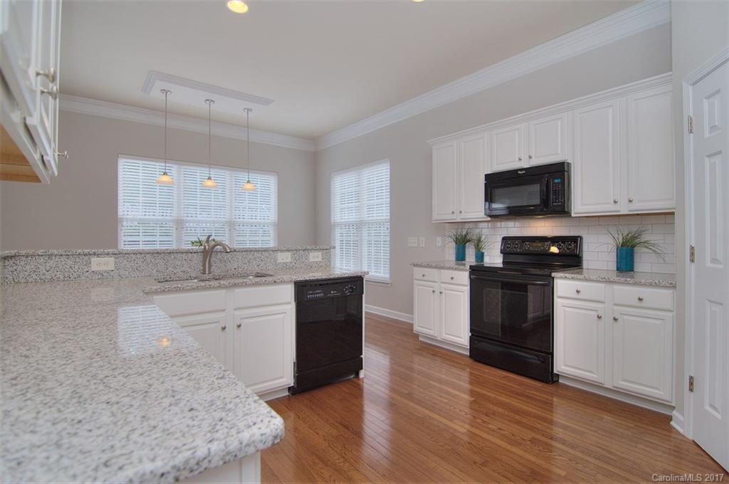 Lake Shore - Residential