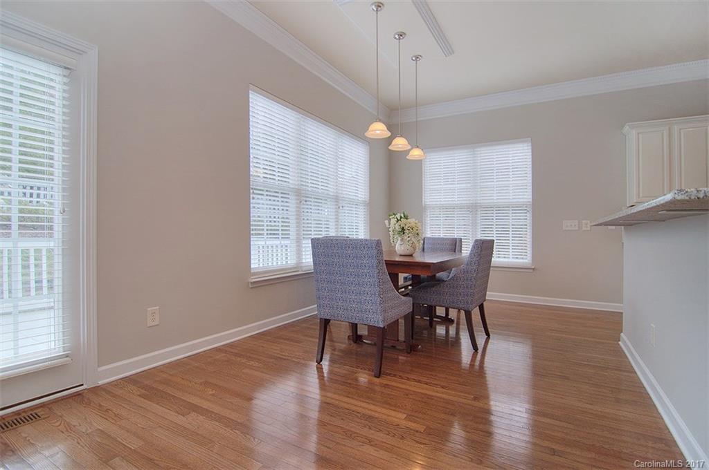 Lake Shore - Residential