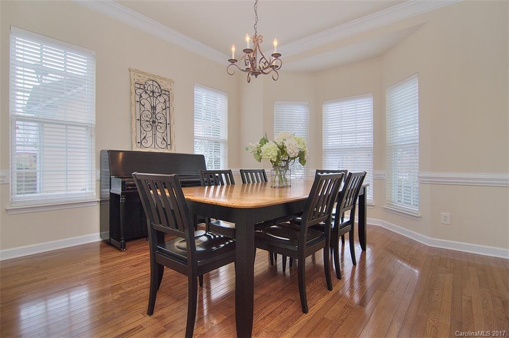 Lake Shore - Residential