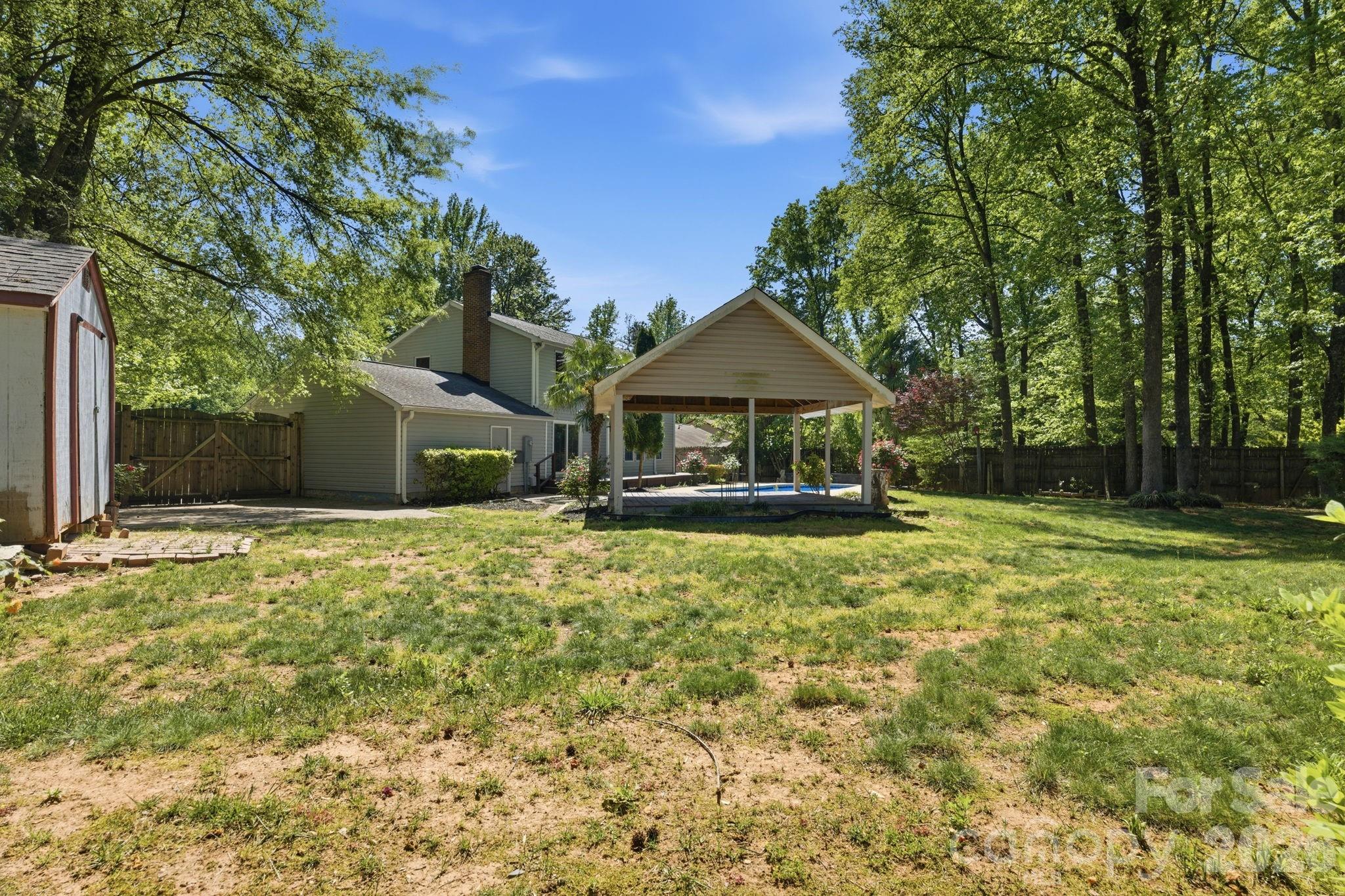 Candlelight Forest - Residential