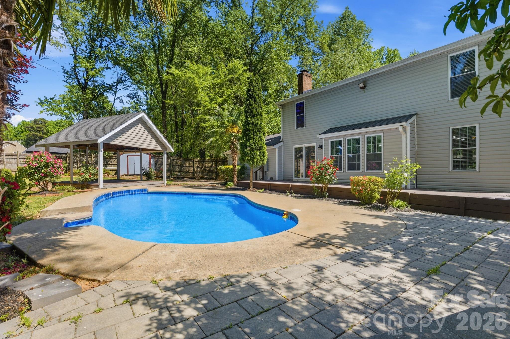 Candlelight Forest - Residential