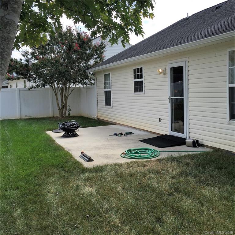 Oaks Of Broadway - Residential