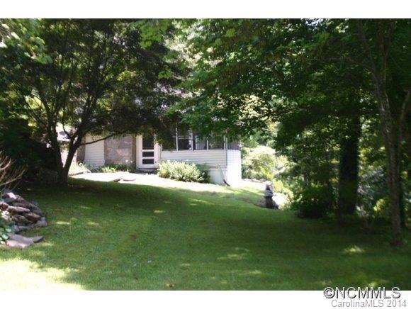 Bat Cave Manor - Residential