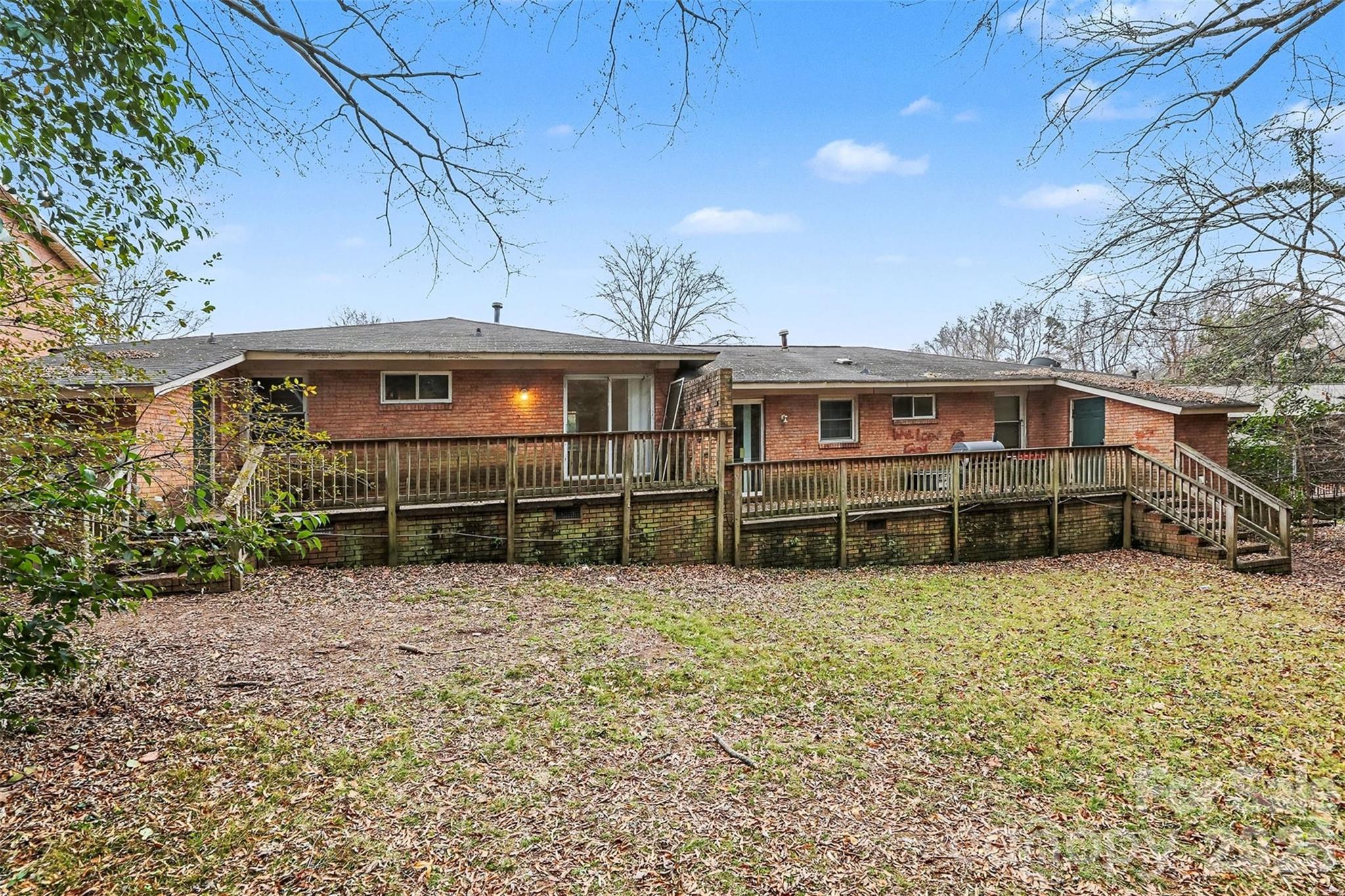 Lake Plaza - Residential Income