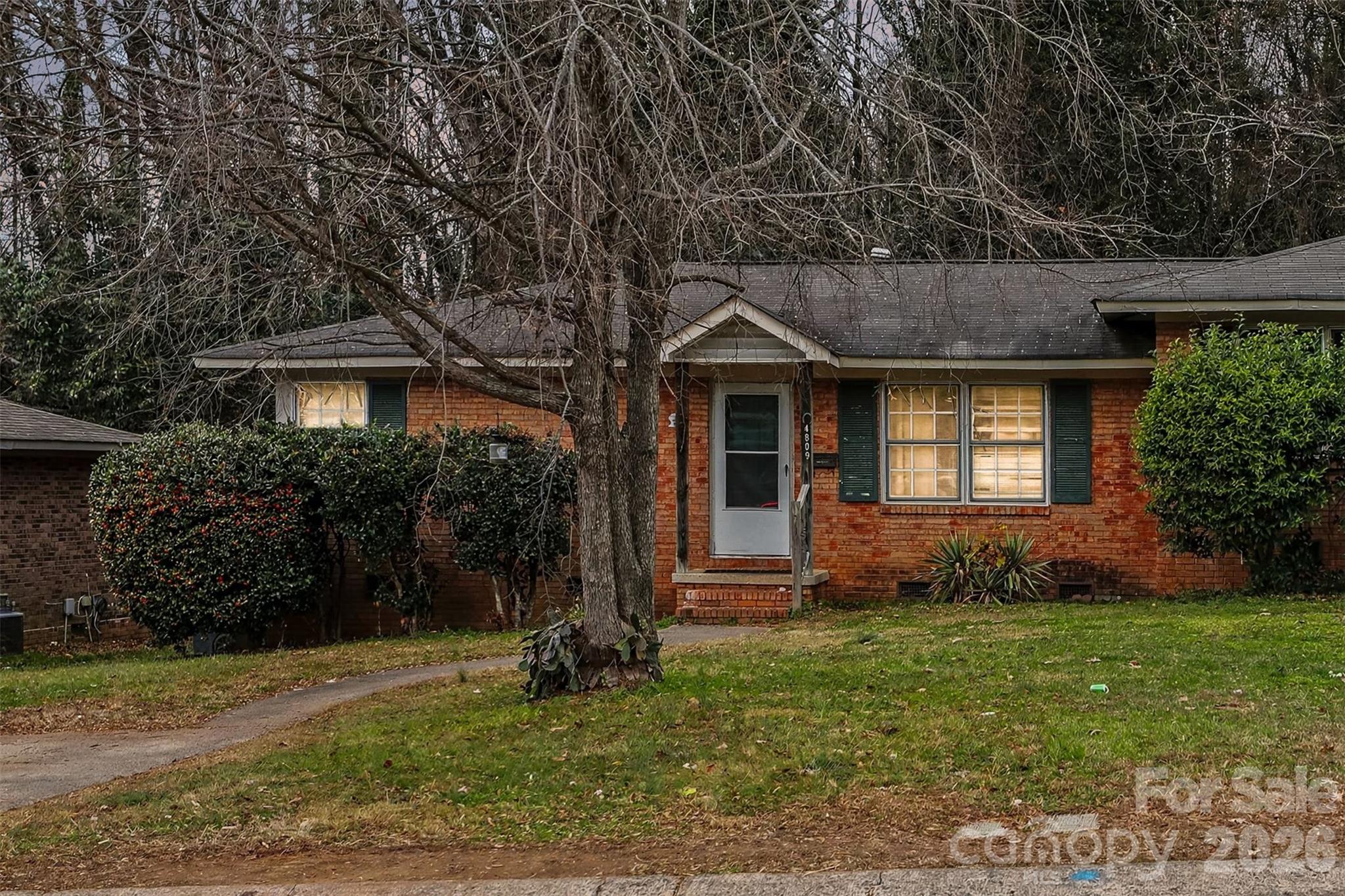 Lake Plaza - Residential Income