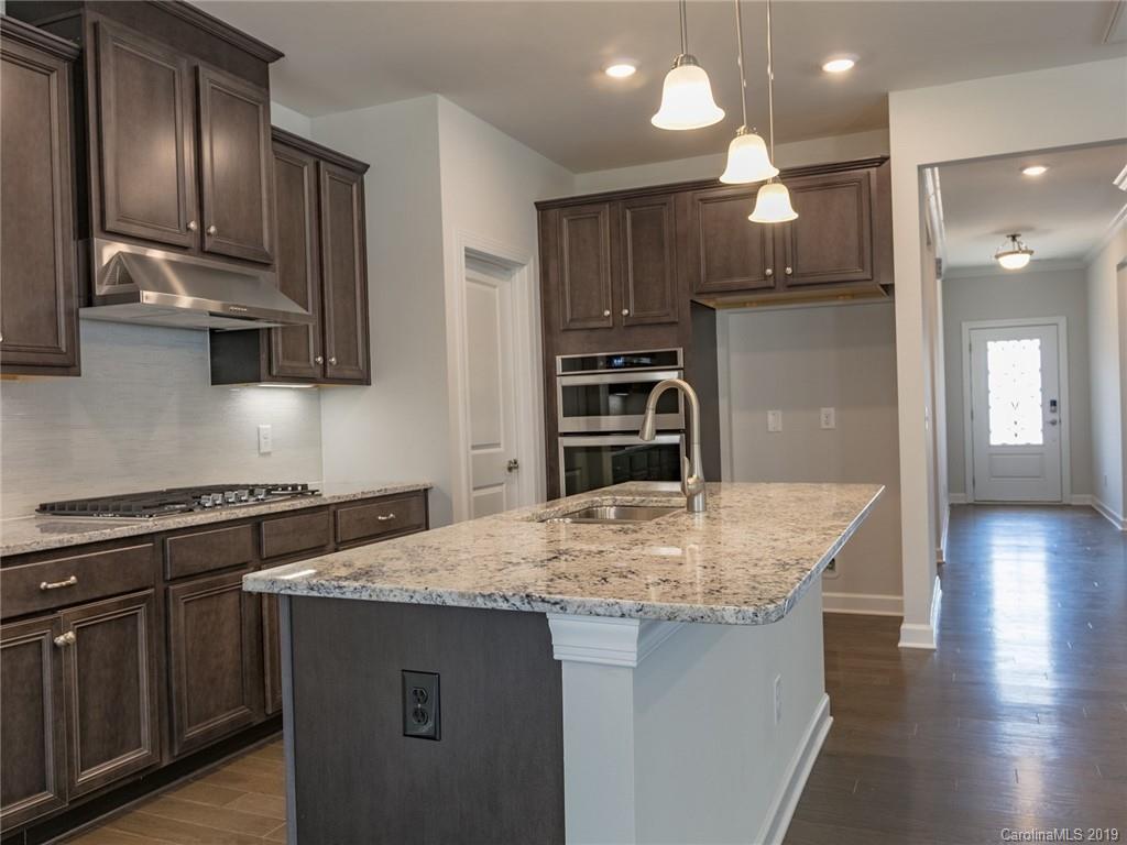 The Vineyards on Lake Wylie - Residential