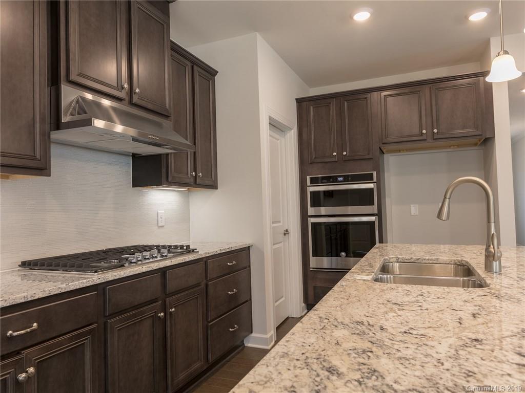 The Vineyards on Lake Wylie - Residential