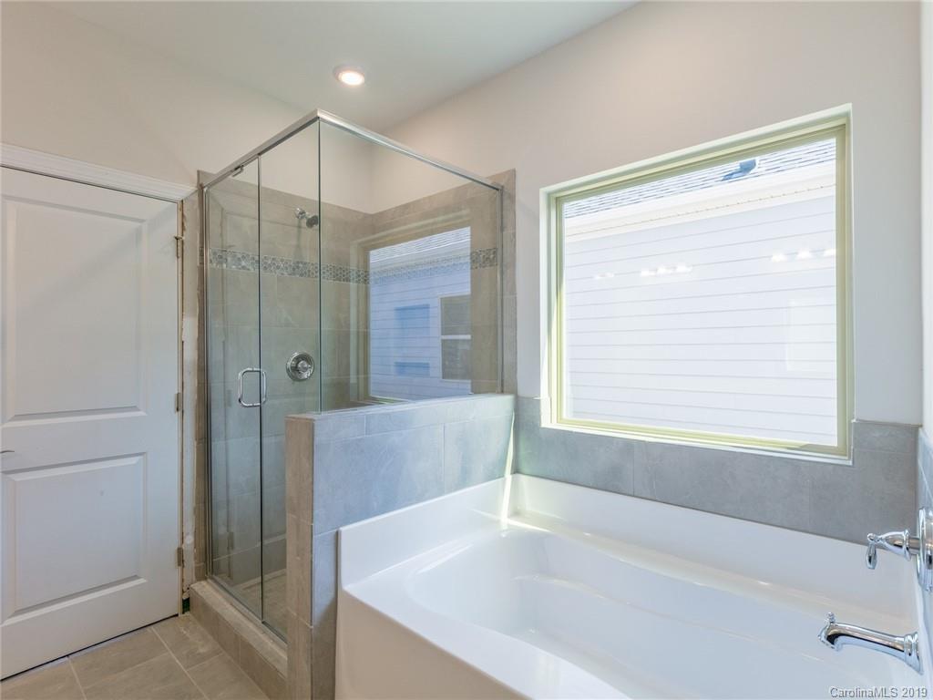 The Vineyards on Lake Wylie - Residential