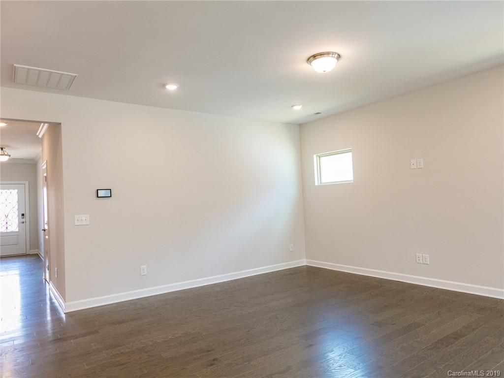 The Vineyards on Lake Wylie - Residential