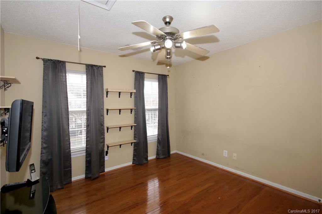 Tall Oaks - Residential