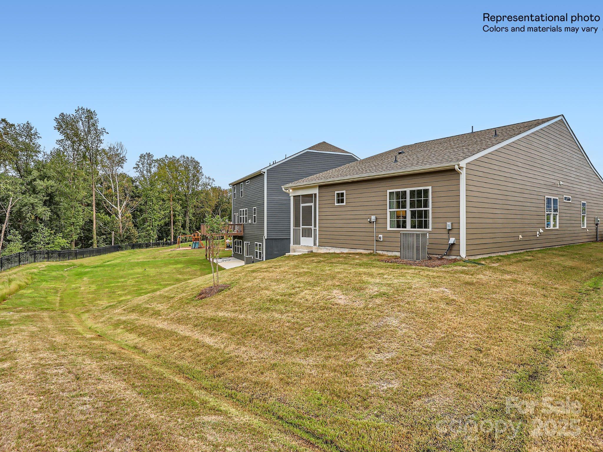 Roselyn - Residential