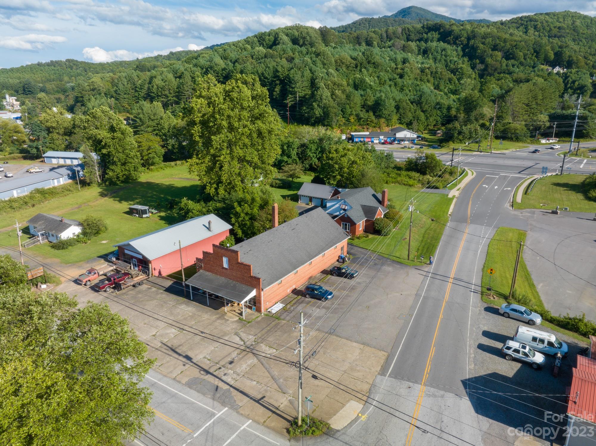 5 Pensacola Road