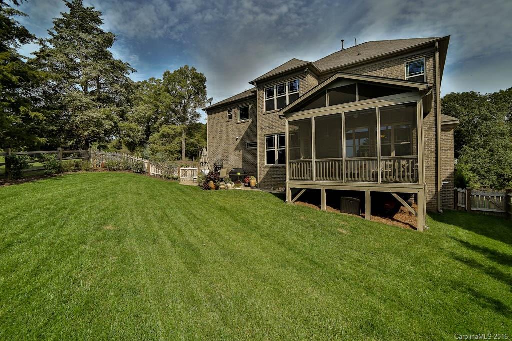 Windbluff Court - Residential