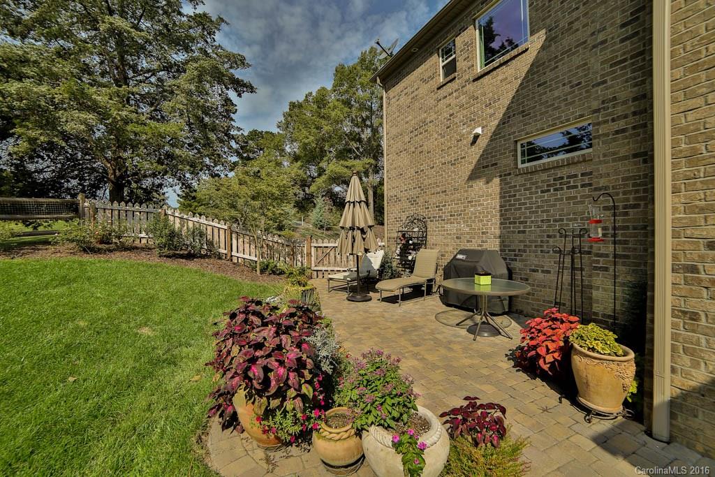 Windbluff Court - Residential