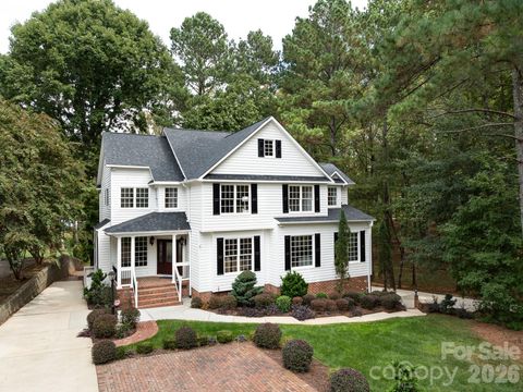 Photo of 5619 Mountain Point Lane, Charlotte, NC 28216 (MLS # 4310798)