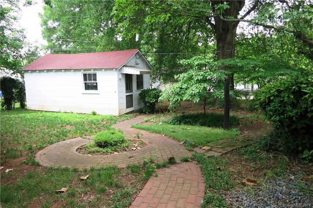 Country Club Estates - Residential