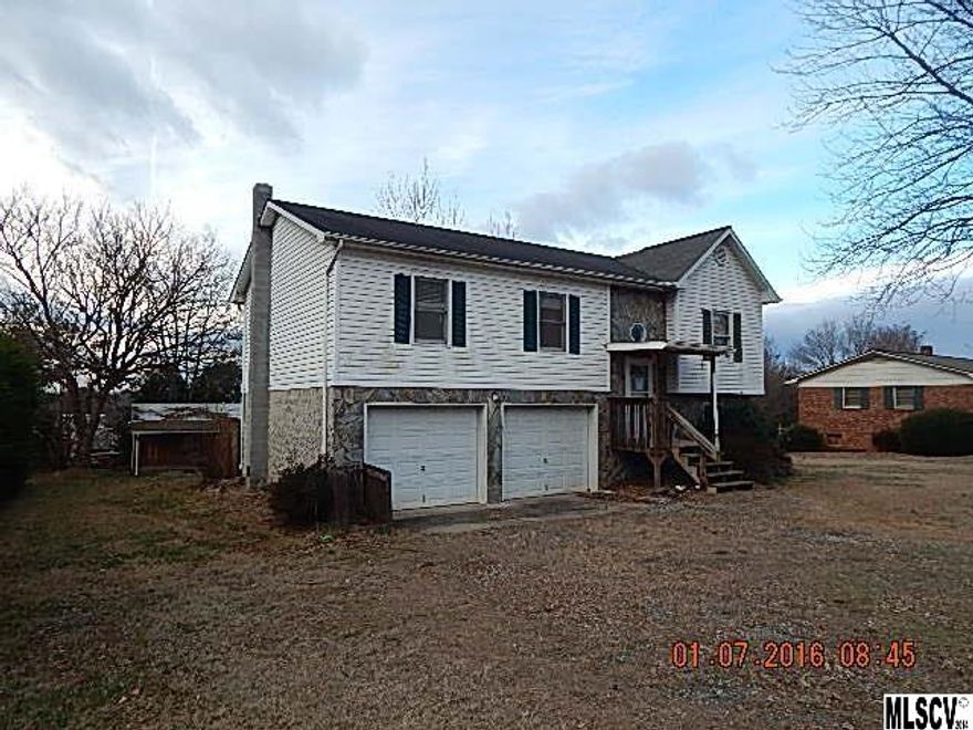 3 br 2 ba split foyer home with double garage in basement and outbuilding. Seller and agent make no representation to condition of property expressed or implied. Sold as is. This property is being sold via online auction. Per Seller, all bids and offers must be submitted via Hubzu.com. Buyer to pay $299 Technology Fee and Buyer’s Premium to Hubzu.com at closing – see website