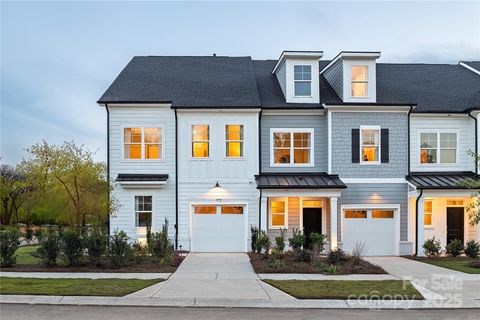 3063 Finchborough Court 216 Charlotte NC 28269