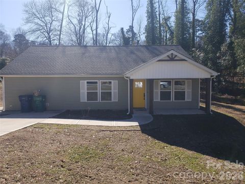 Photo of 611 Fernwood Drive, Albemarle, NC 28001 (MLS # 4344748)