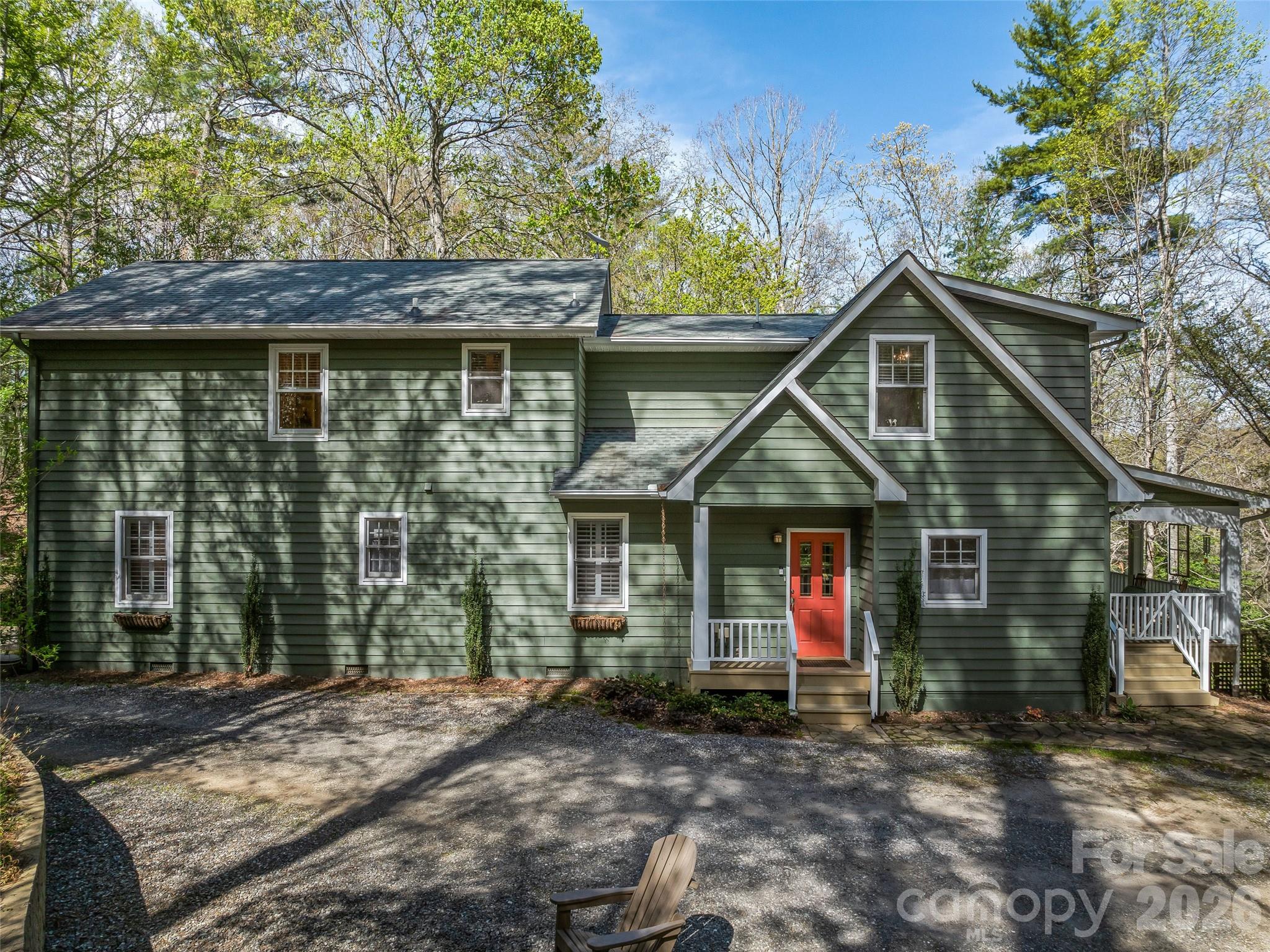 18 Thousand Oaks Boulevard