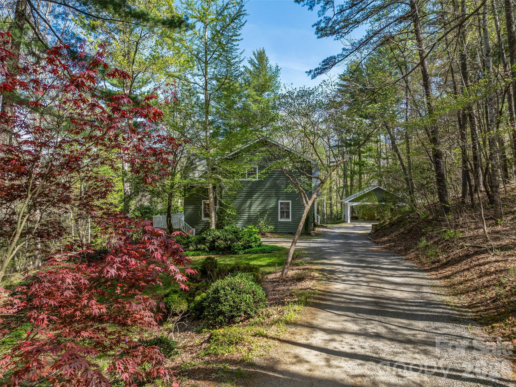 18 Thousand Oaks Boulevard