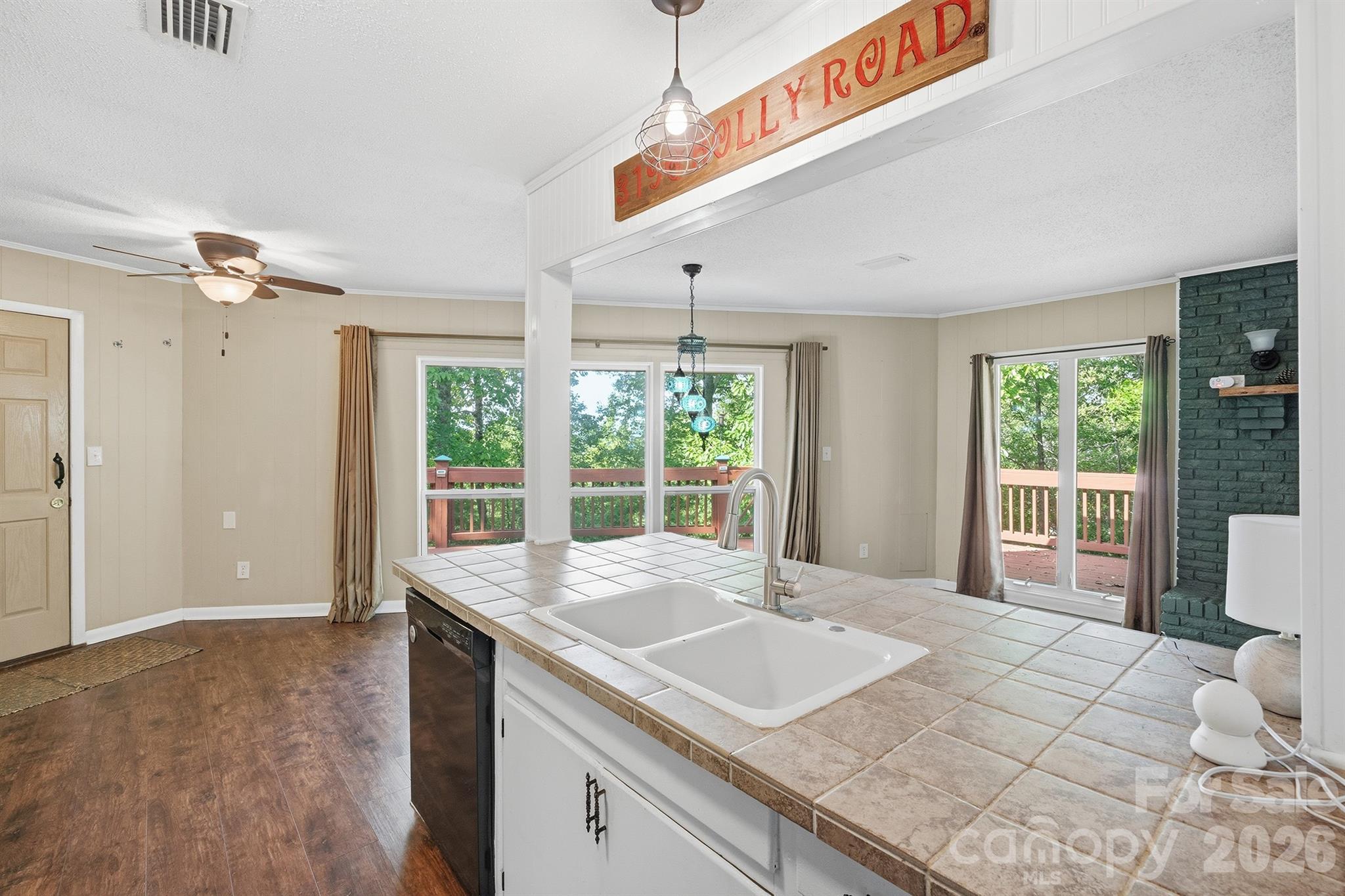 Pine Mountain Lakes - Residential
