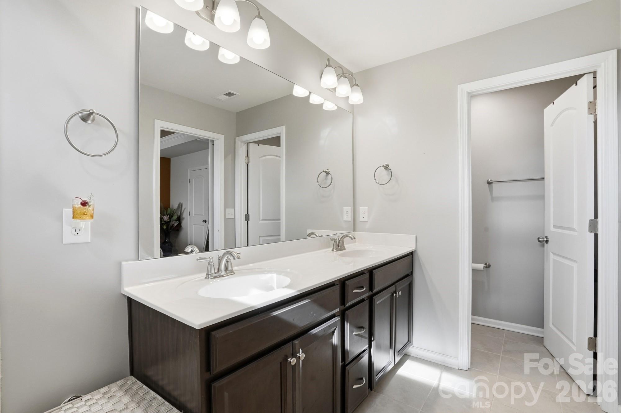 Magnolia Walk - Residential