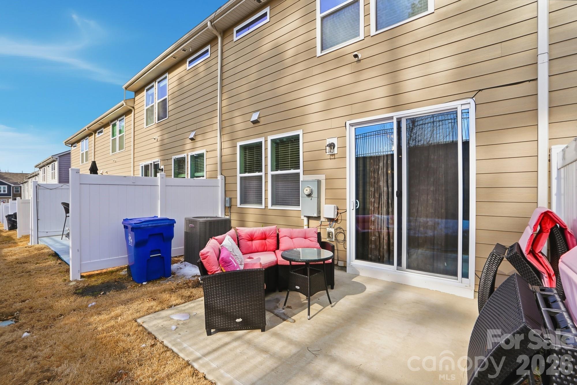 Magnolia Walk - Residential