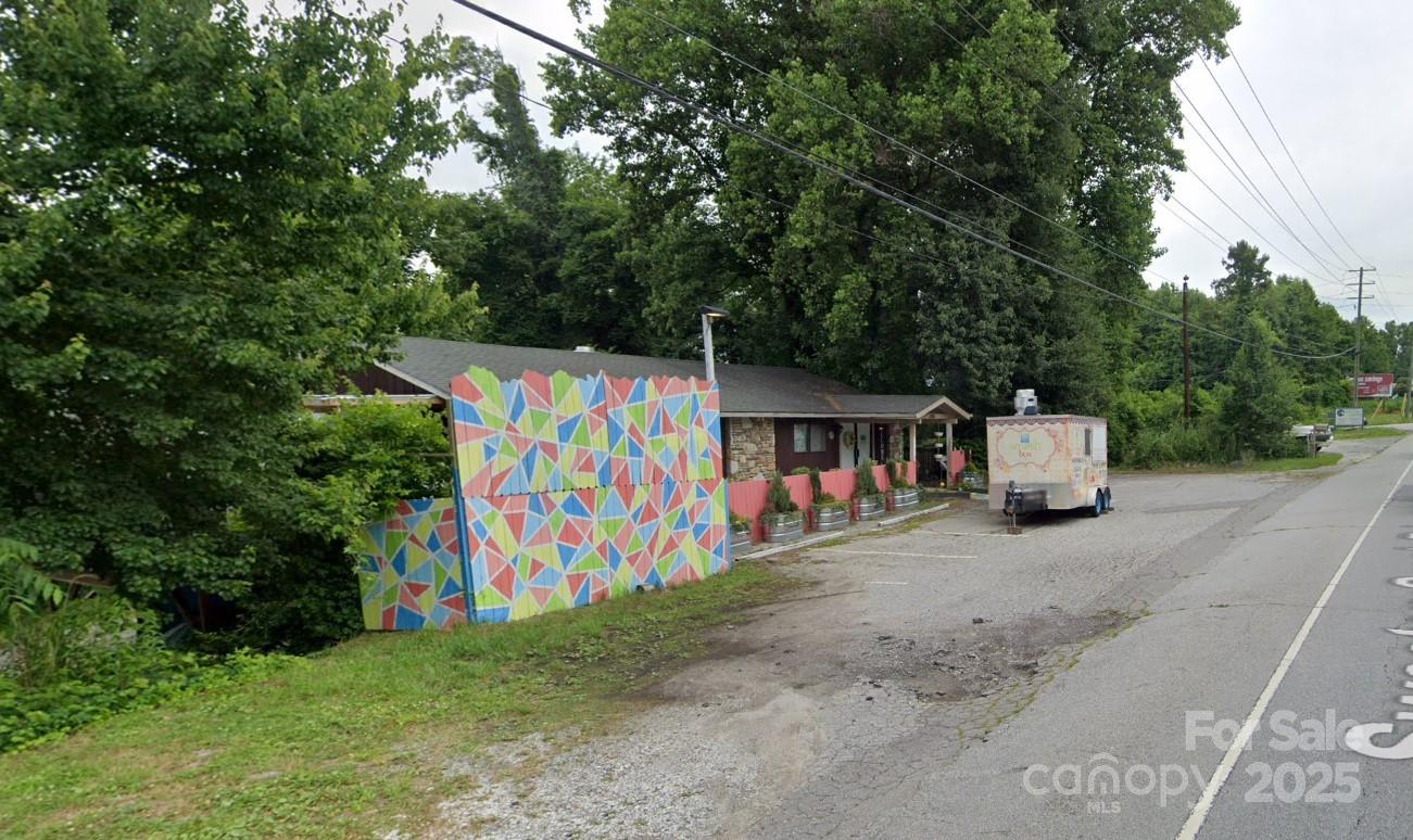 3076 Sweeten Creek Road