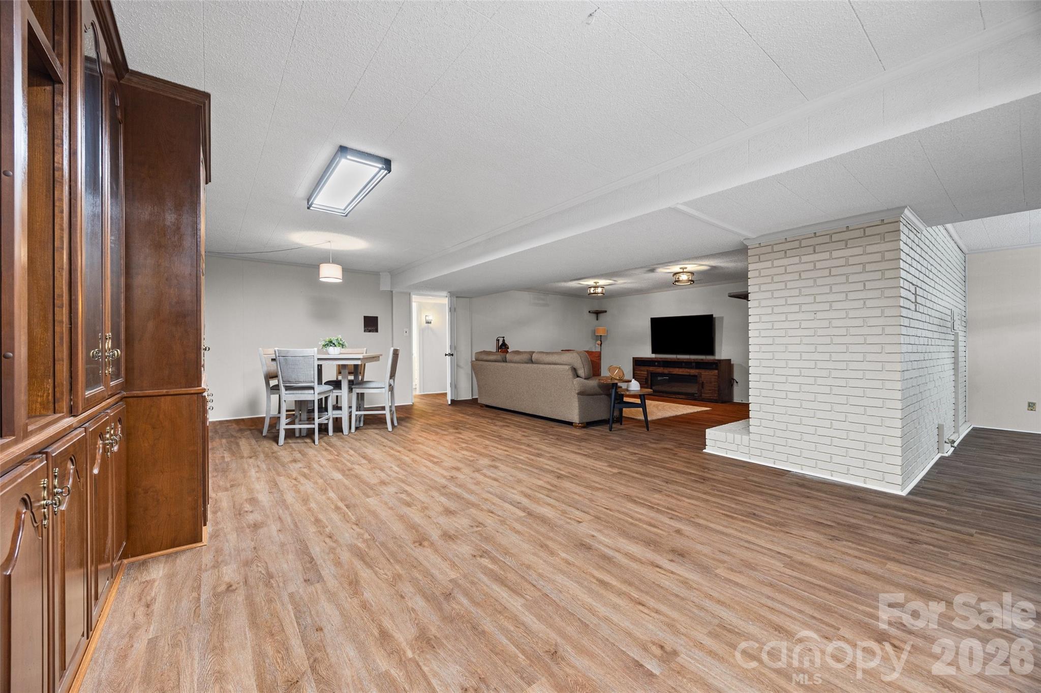 Meadow Lakes - Residential