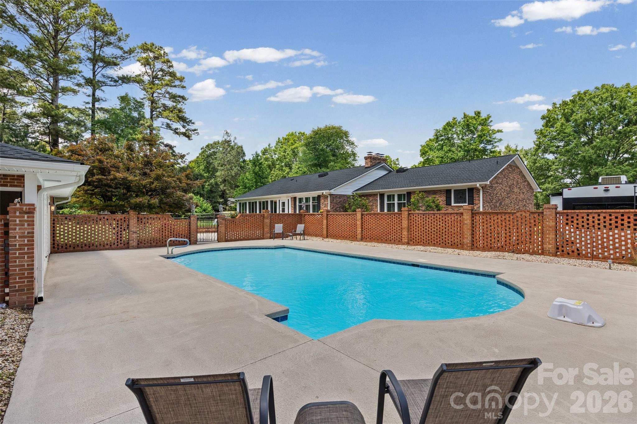 Meadow Lakes - Residential