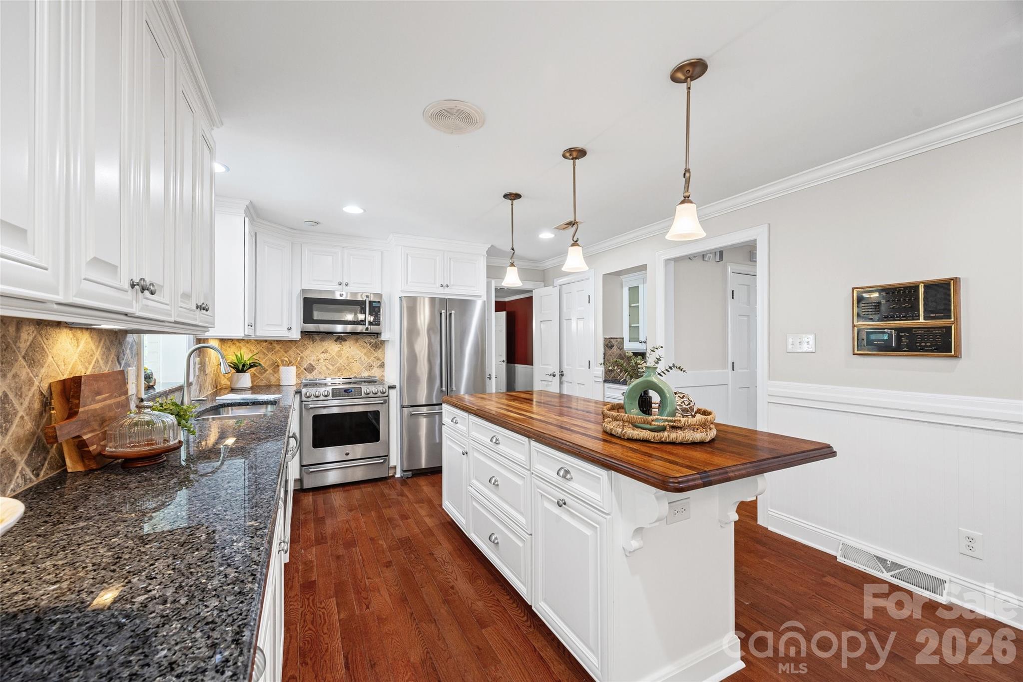 Meadow Lakes - Residential