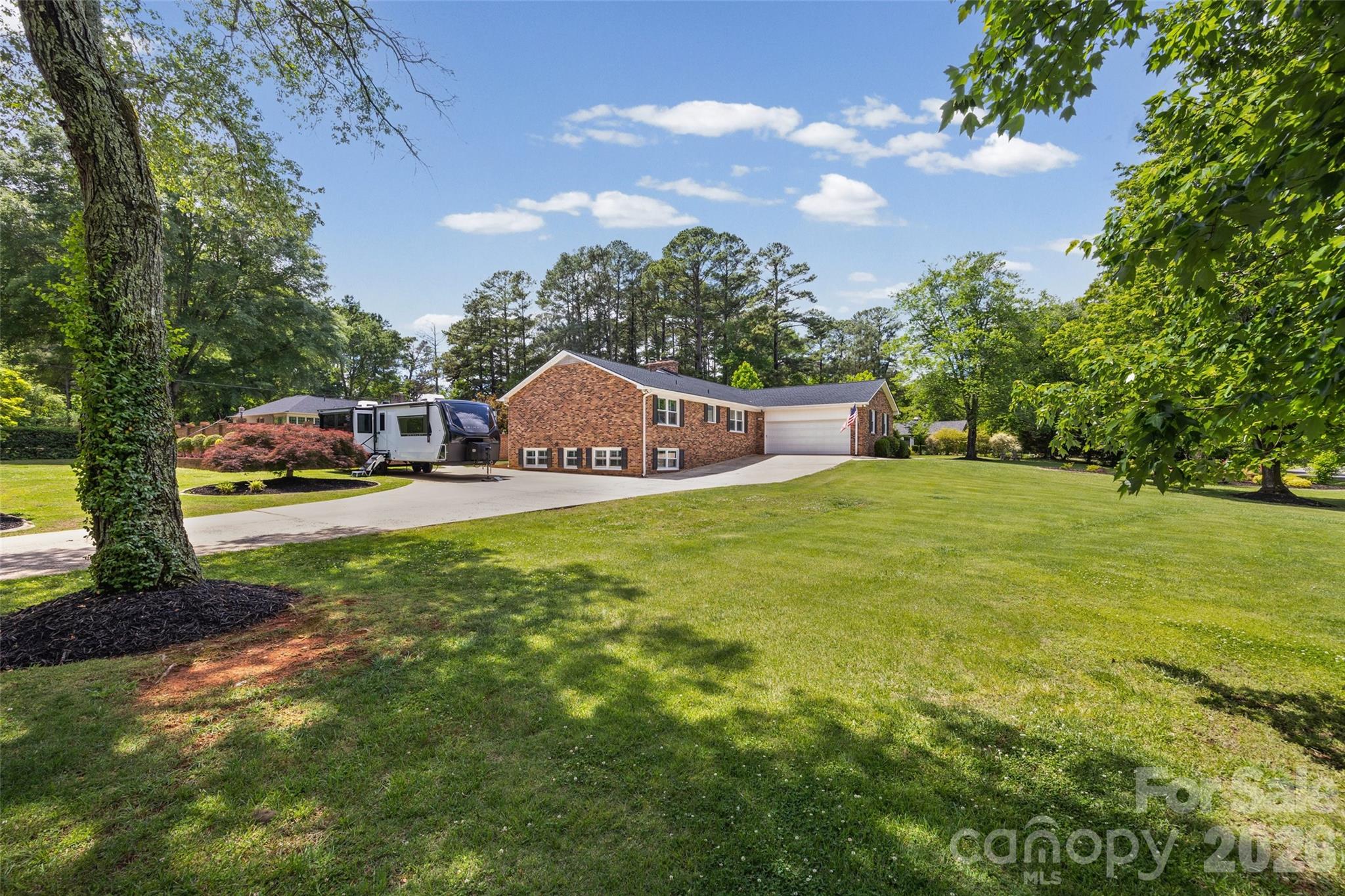 Meadow Lakes - Residential