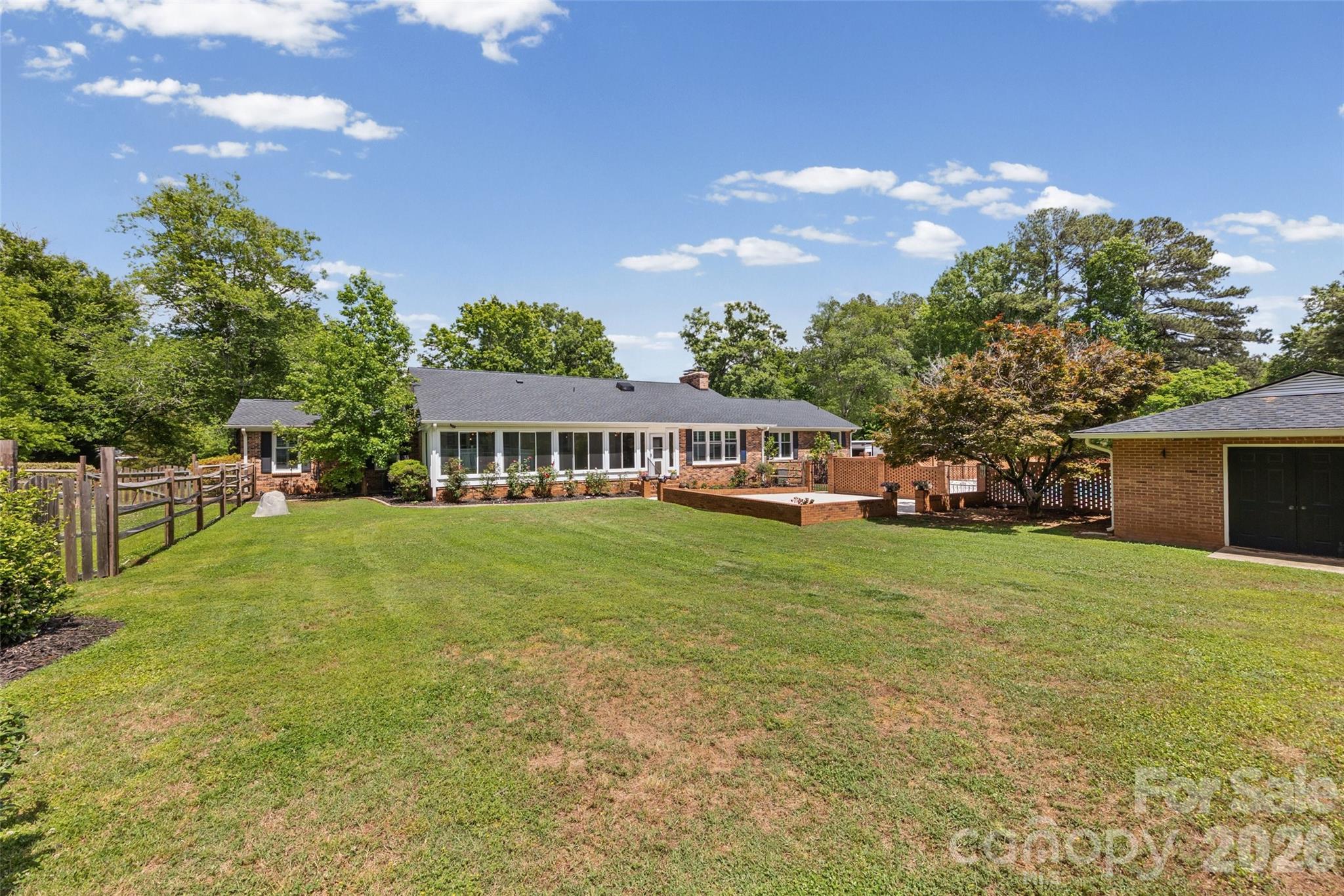 Meadow Lakes - Residential
