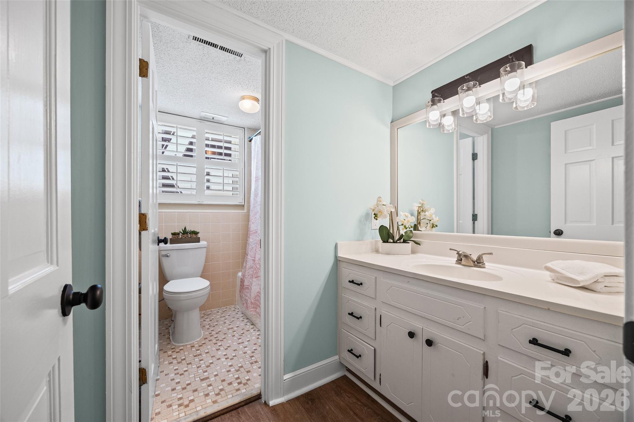 Meadow Lakes - Residential