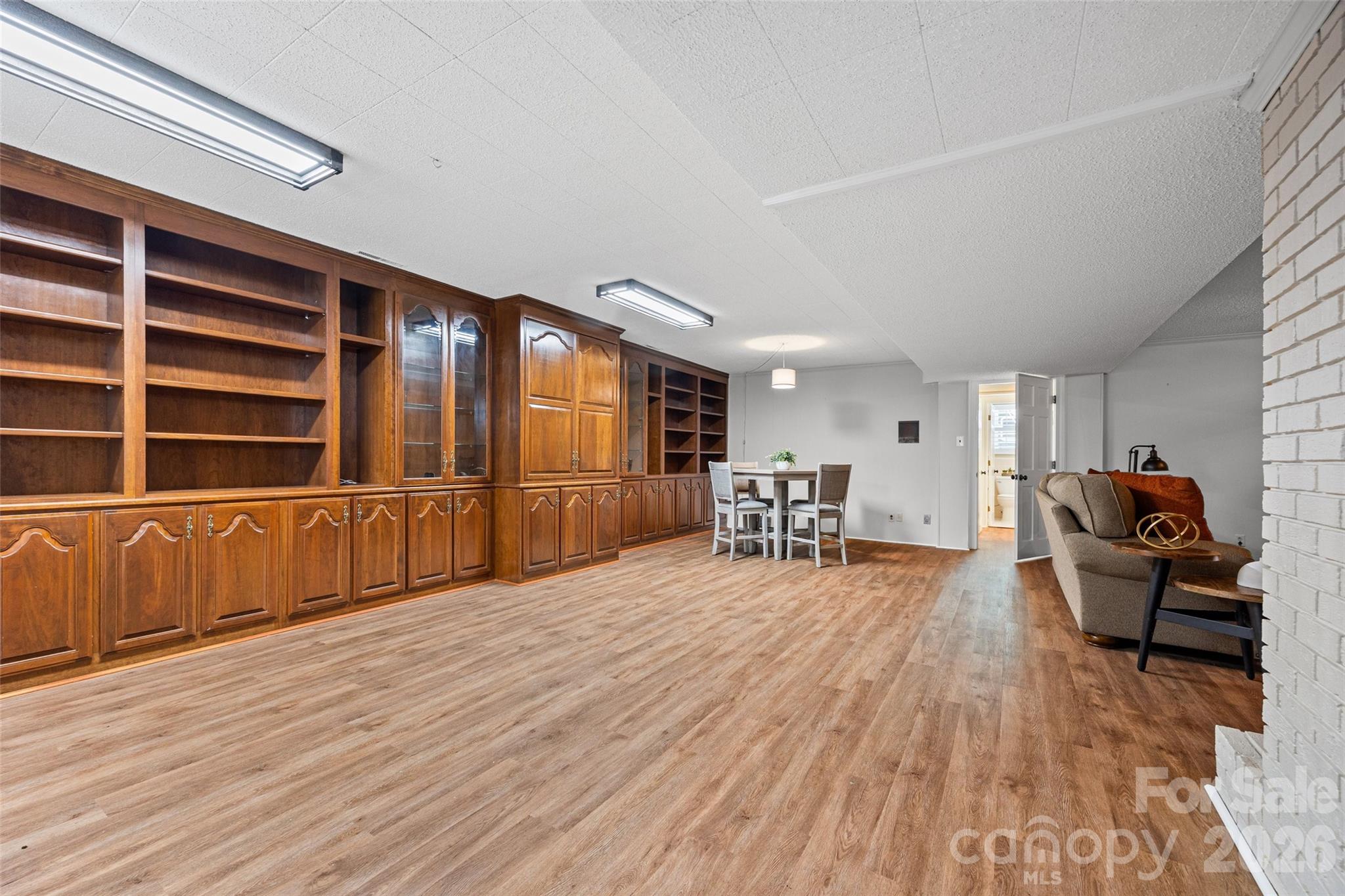 Meadow Lakes - Residential