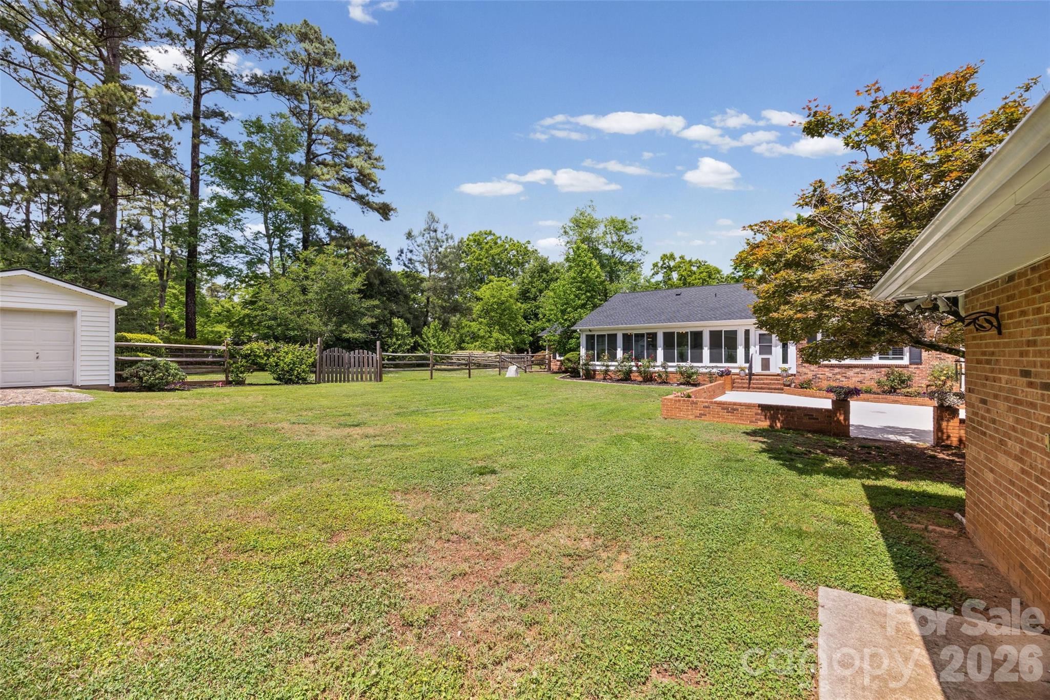Meadow Lakes - Residential