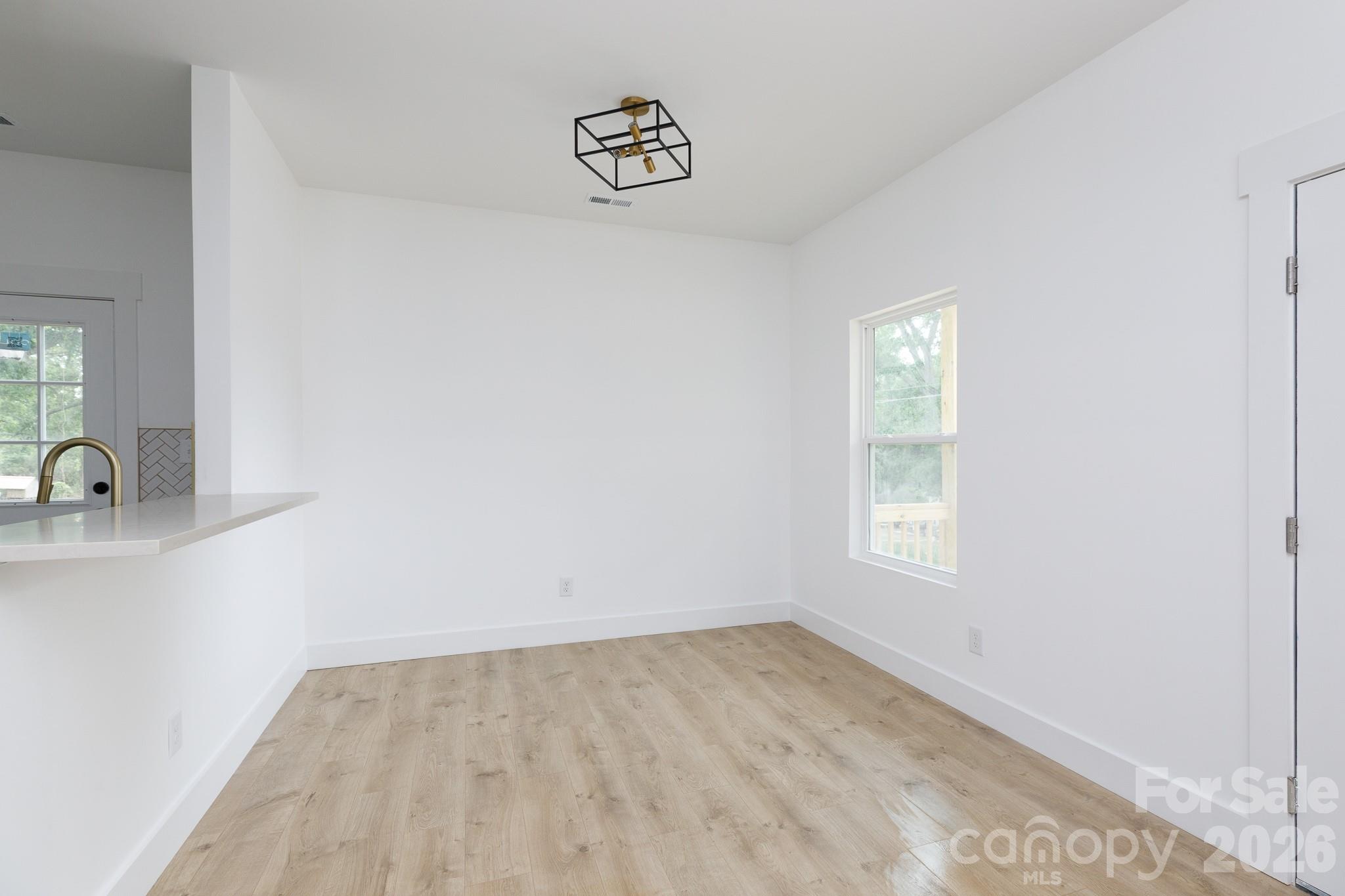 Elizabeth Heights - Residential