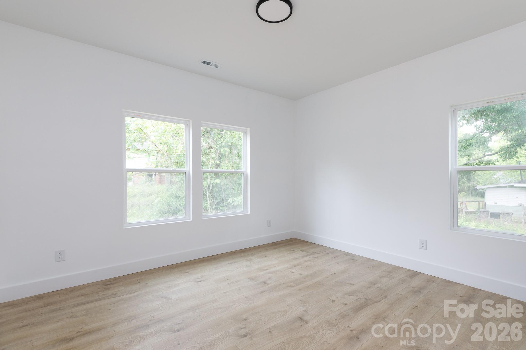 Elizabeth Heights - Residential