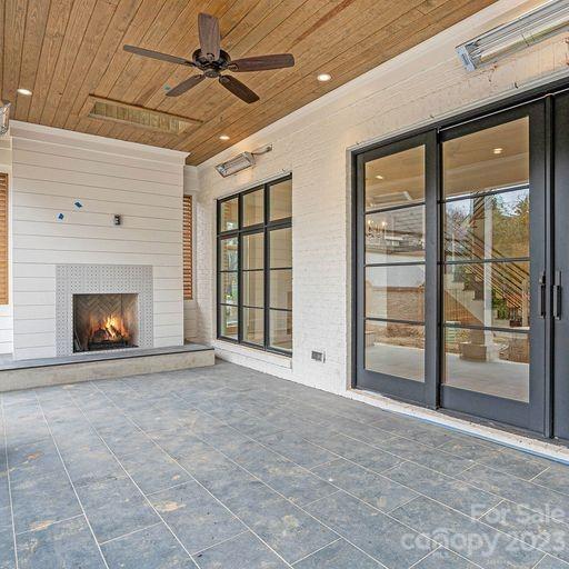 Seven Oaks - Residential