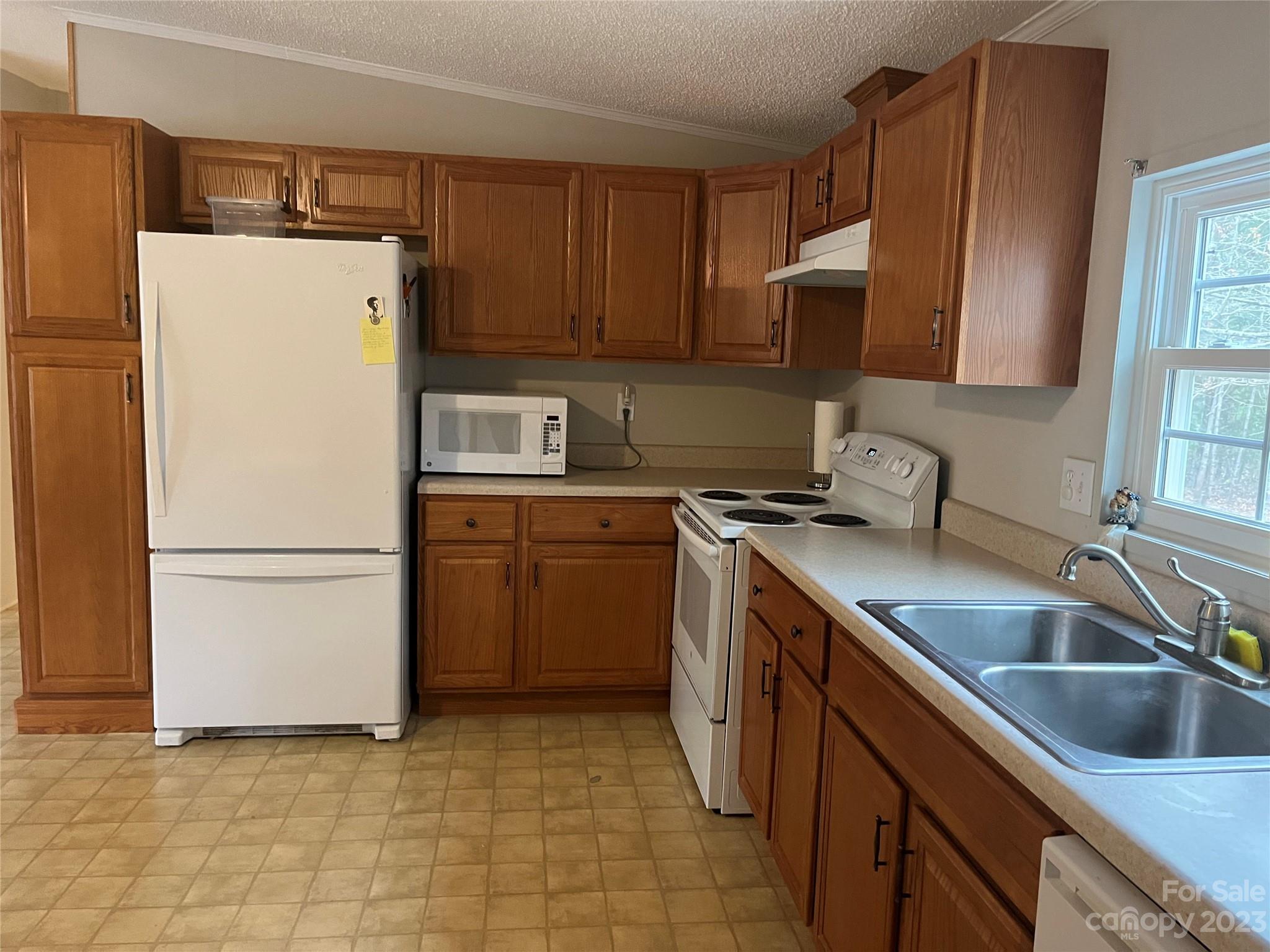 Triple C Mini Ranches - Residential