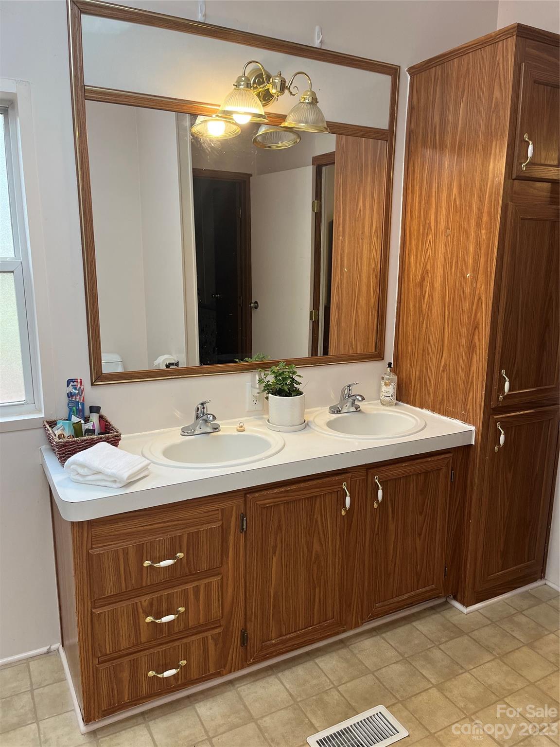 Triple C Mini Ranches - Residential