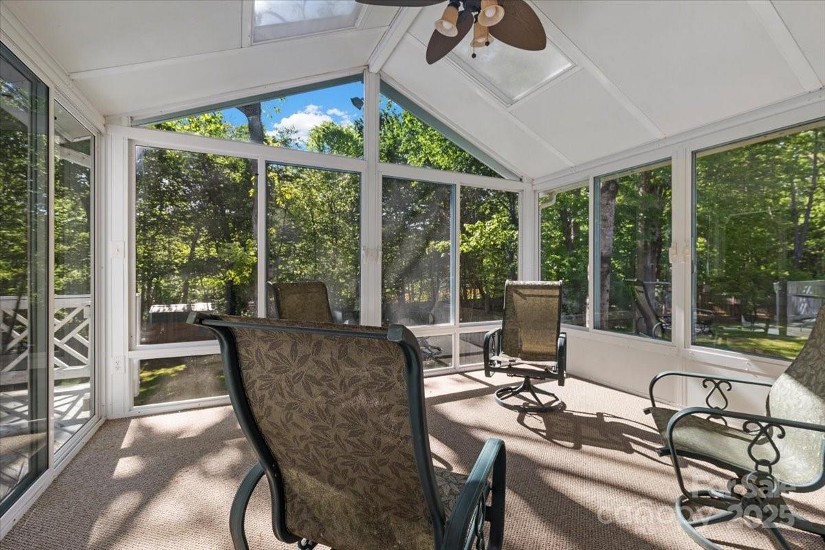 5074 Cobblestone Road