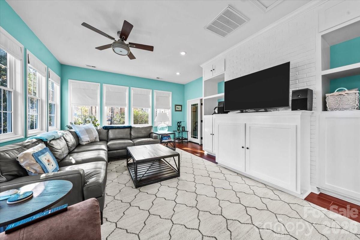 Scotch Meadows Estates - Residential