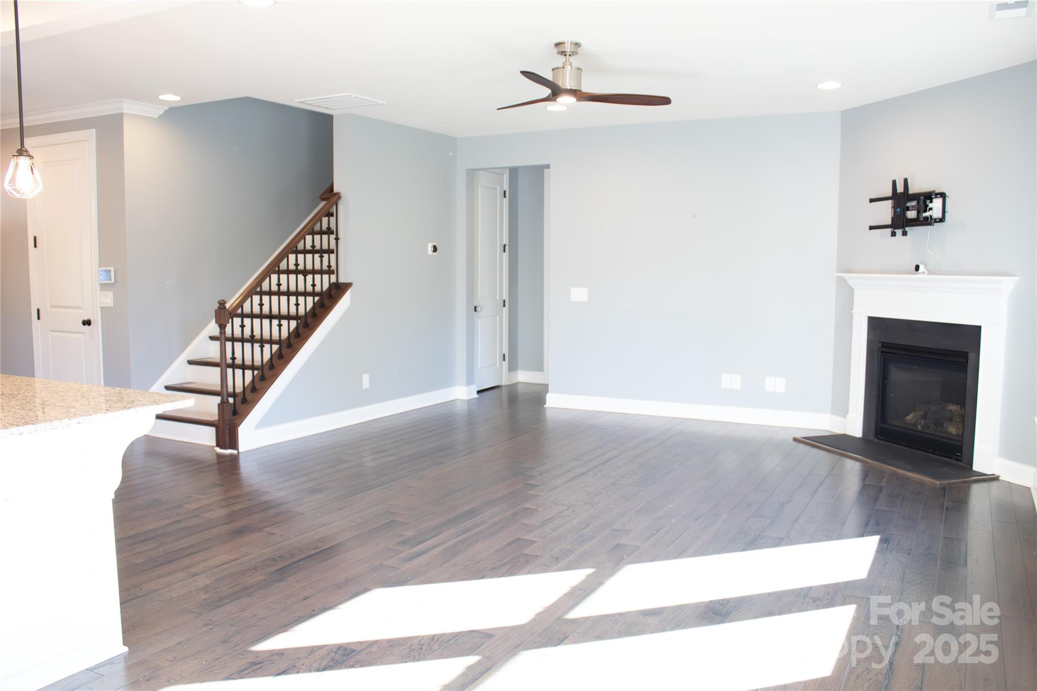 Oakland Pointe - Residential