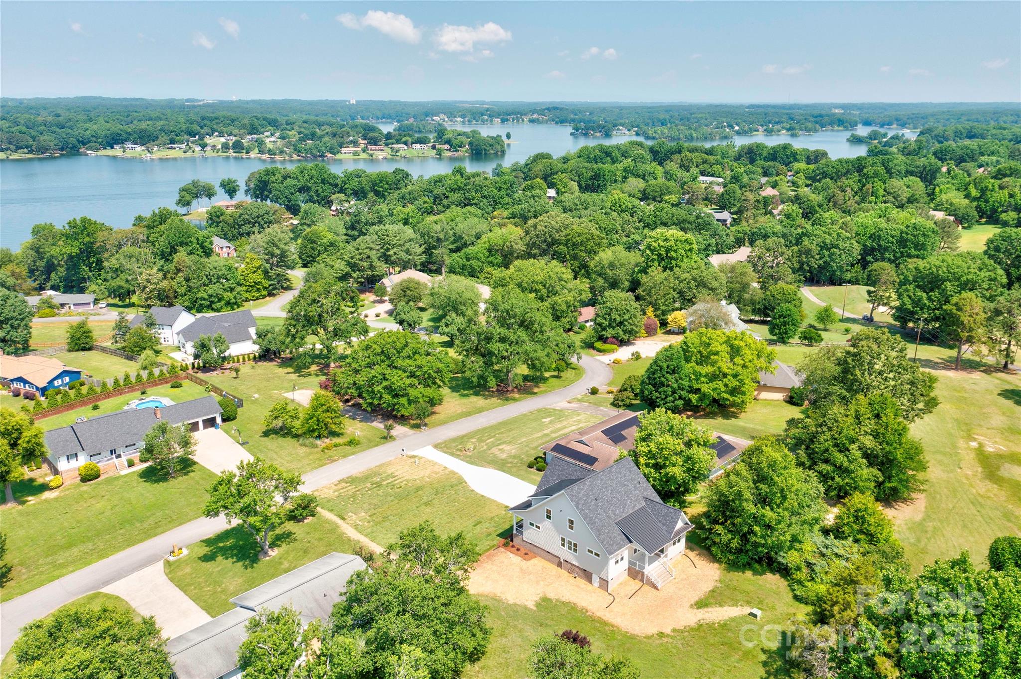 102 Starmount Drive