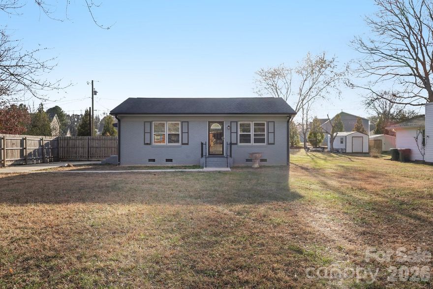 Updated, Private, and Minutes from Charlotte! This charming 2-bedroom, 1-bathroom home is the definition of "turnkey." Featuring a modern interior and a full appliance package (fridge, washer, and dryer included!), it’s ready for you to drop your bags and start living. Enjoy a secluded feel on your own property while remaining close to the city’s best shopping, dining, and medical centers. Perfect for first-time buyers or those looking to downsize without sacrificing location. Schedule your showing today!