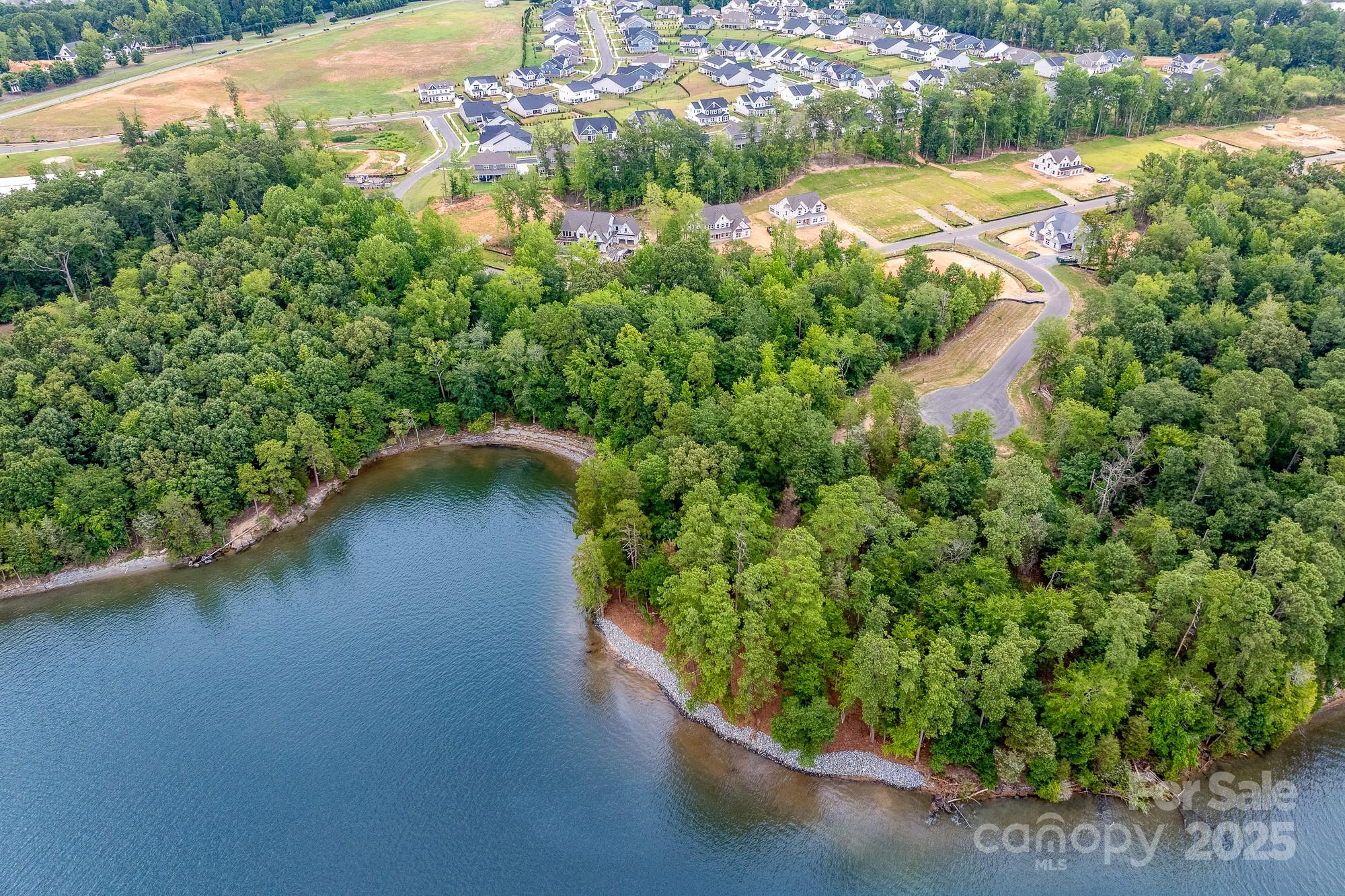 McLean - South Shore - Land