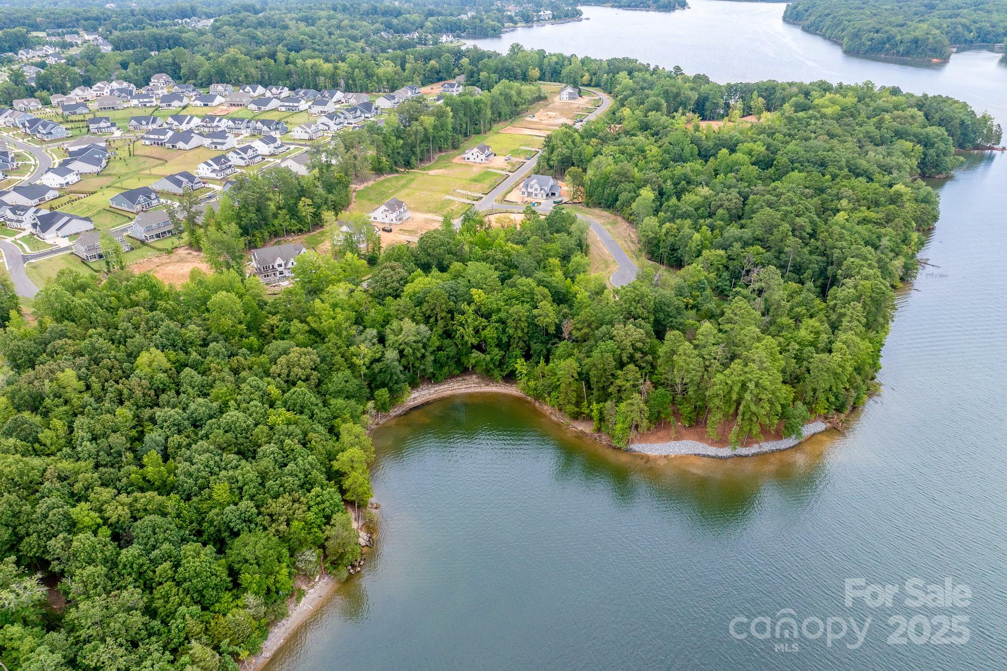 McLean - South Shore - Land