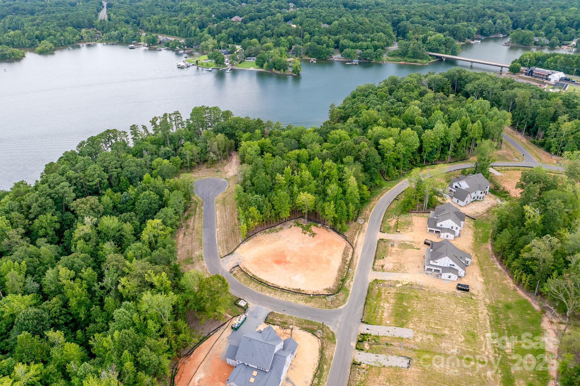 McLean - South Shore - Land